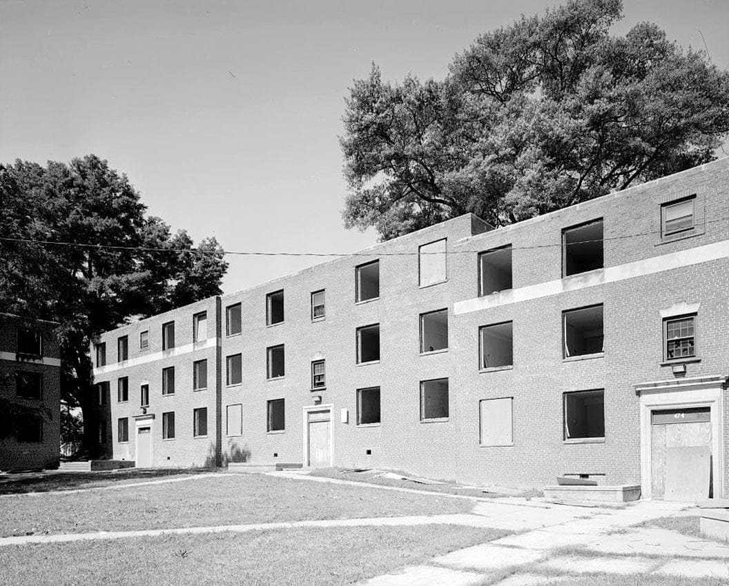Historic Photo : Techwood Homes, Building No. 14, 470-474 Techwood Drive, Atlanta, Fulton County, GA 2 Photograph