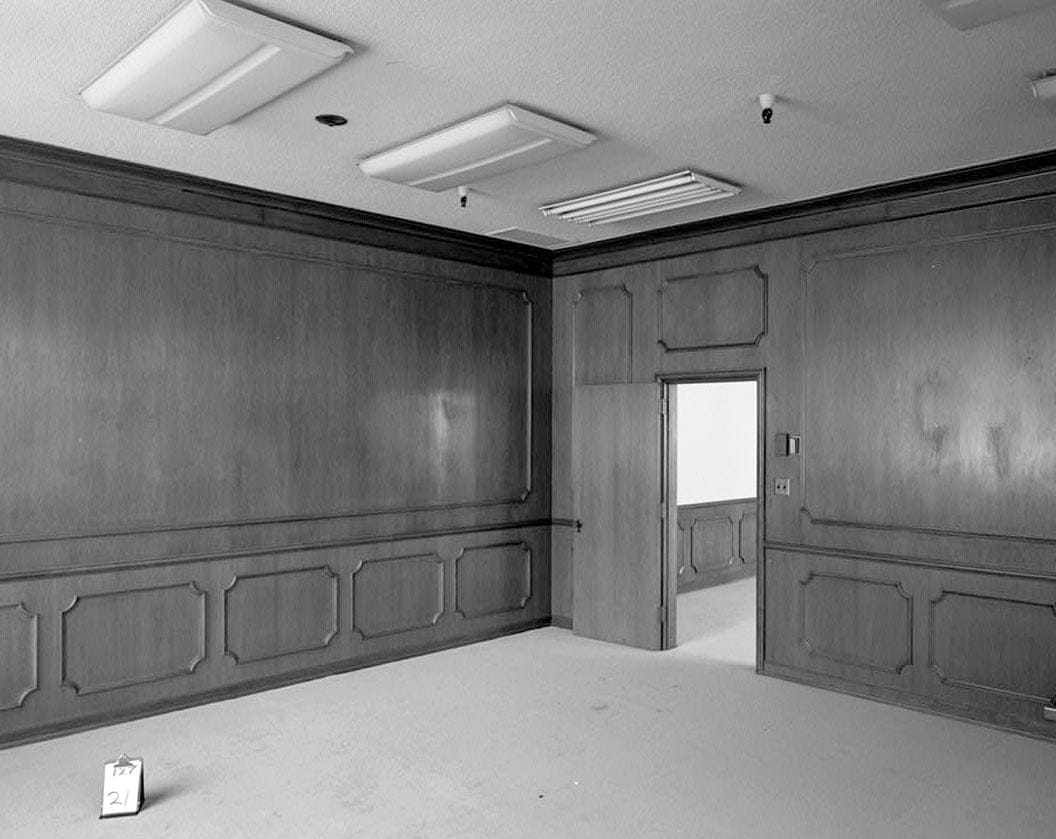 Historic Photo : Hughes Aircraft Company, Administrative Building, 6775 Centinela Avenue, Los Angeles, Los Angeles County, CA 2 Photograph