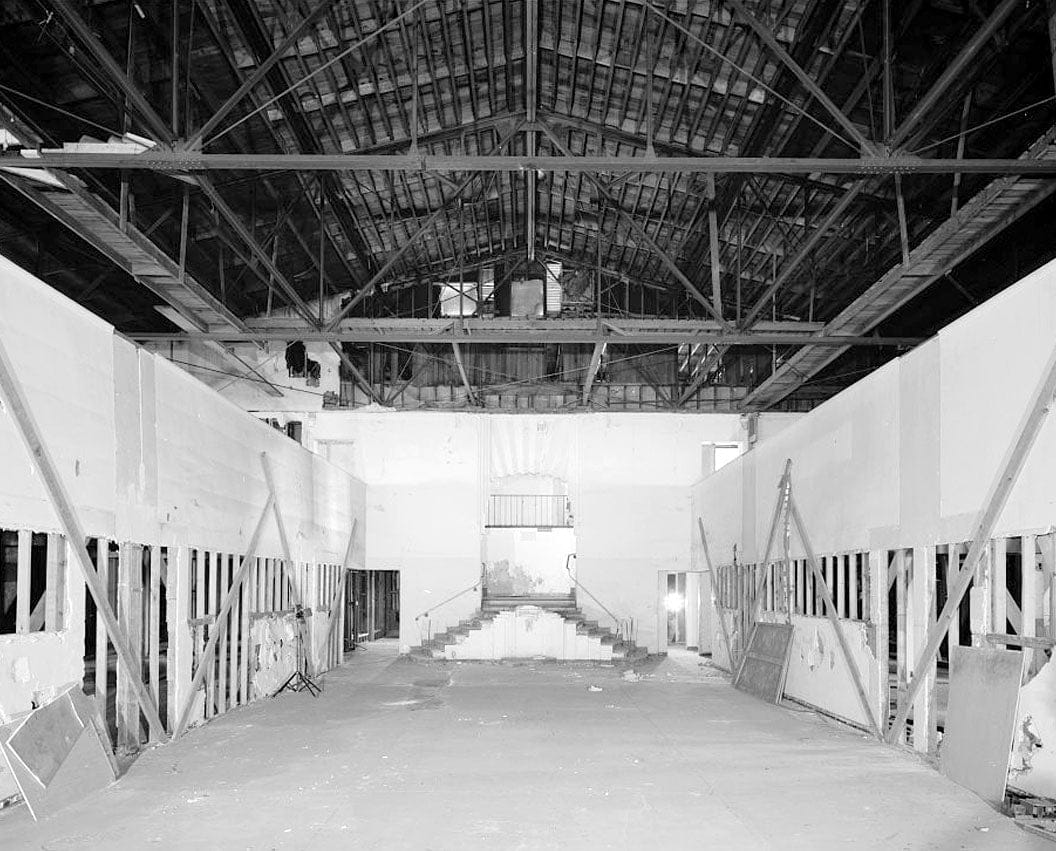 Historic Photo : Grand Central Air Terminal, 1310 Air Way, Glendale, Los Angeles County, CA 11 Photograph