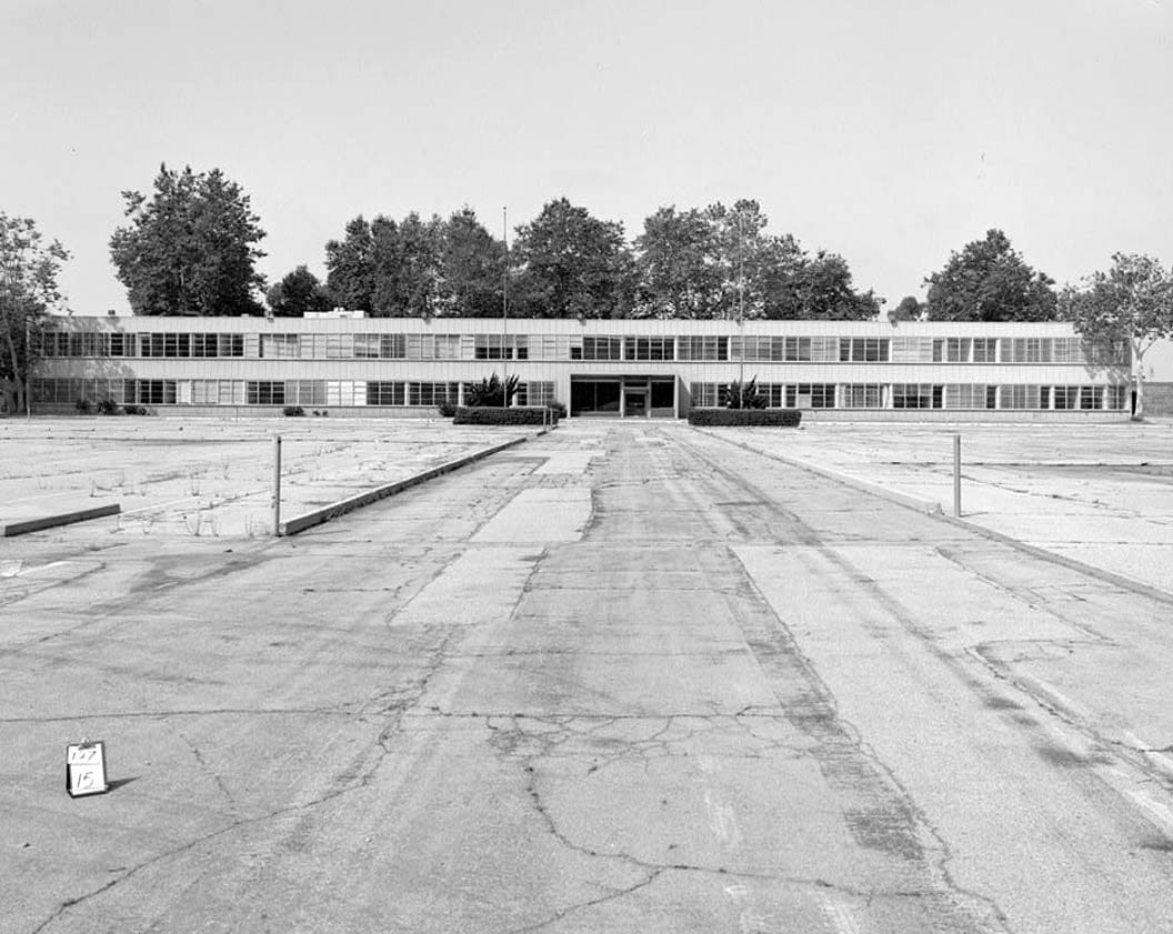 Historic Photo : Hughes Aircraft Company, Administrative Building, 6775 Centinela Avenue, Los Angeles, Los Angeles County, CA 3 Photograph