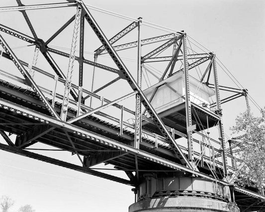 Historic Photo : Gianella Bridge, Spanning Sacramento River at State Highway 32, Hamilton City, Glenn County, CA 4 Photograph