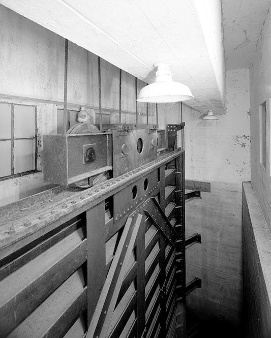 Historic Photo : Pit 4 Diversion Dam, Pit River west of State Highway 89, Big Bend, Shasta County, CA 9 Photograph