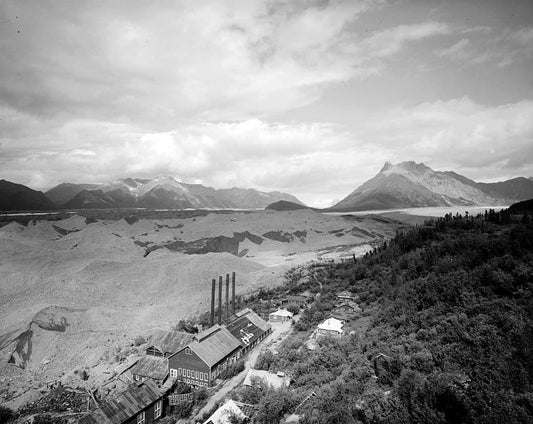 Historic Photo : Kennecott Copper Corporation, On Copper River & Northwestern Railroad, Kennicott, Valdez-Cordova Census Area, AK 30 Photograph