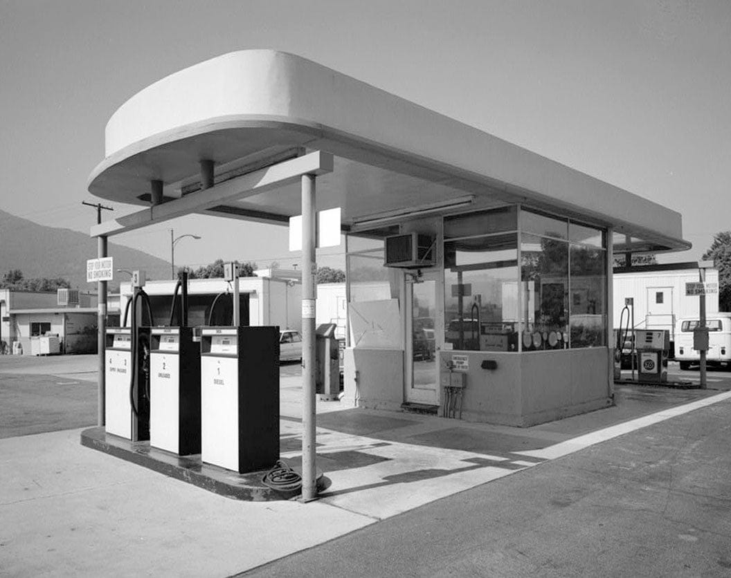 Historic Photo : Walt Disney Studios, Service Station, Alameda Avenue & Buena Vista Street, Burbank, Los Angeles County, CA 1 Photograph