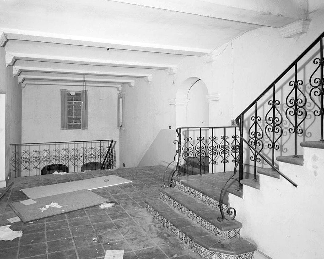 Historic Photo : Hamilton Field, Bachelor Officers' Quarters, 201 Sunset Drive, Novato, Marin County, CA 2 Photograph