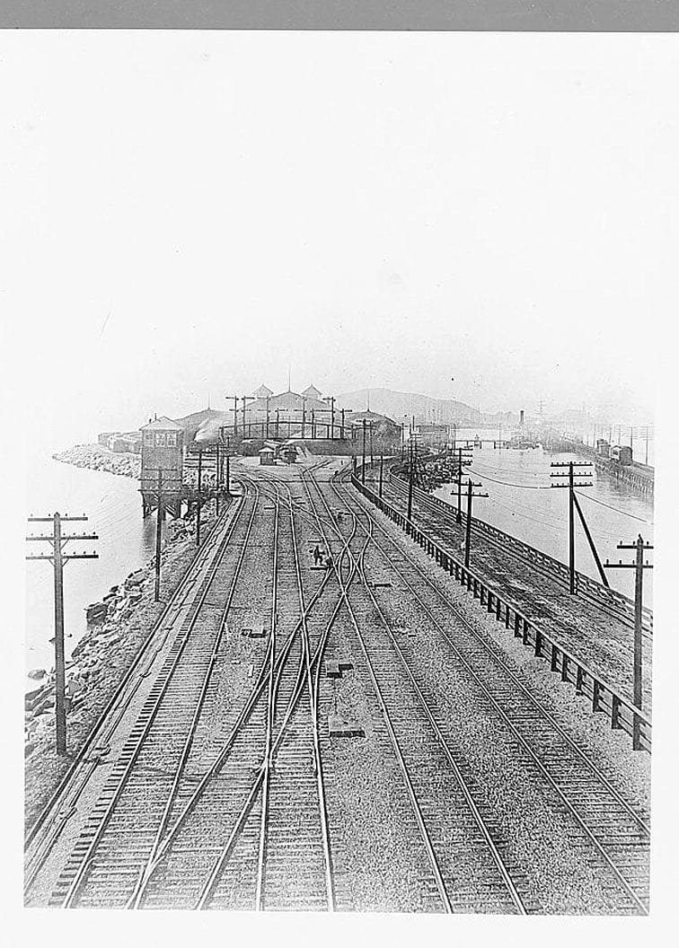 Historic Photo : Southern Pacific Mole & Pier, Seventh Street, Oakland, Alameda County, CA 5 Photograph