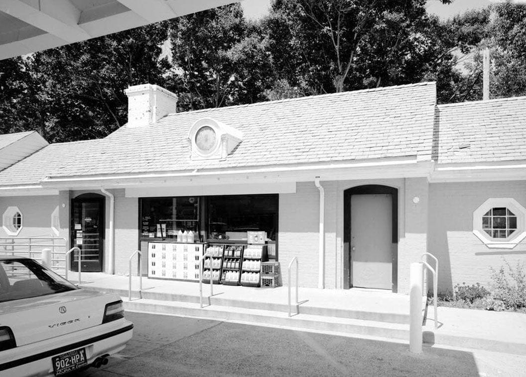Historic Photo : Merritt Parkway, (Southbound) Fairfield Service Station, Abbutting North side of Merritt Parkway, Fairfield, Fairfield County, CT 1 Photograph