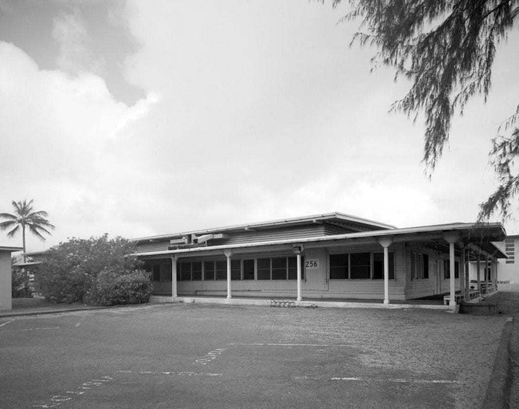 Historic Photo : U.S. Marine Corps Base Hawaii, Kaneohe Bay, Enlisted Men's Mess Hall, Corner of Third & F Streets, Kailua, Honolulu County, HI 1 Photograph