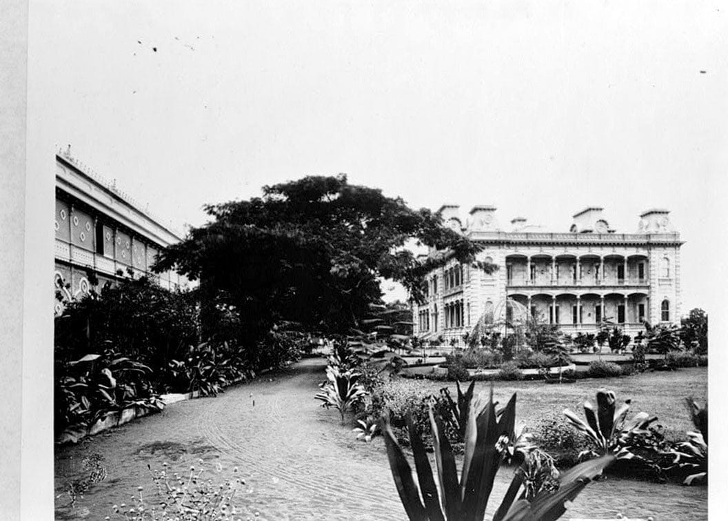 Historic Photo : Iolani Palace, King & Richards Streets, Honolulu, Honolulu County, HI 4 Photograph