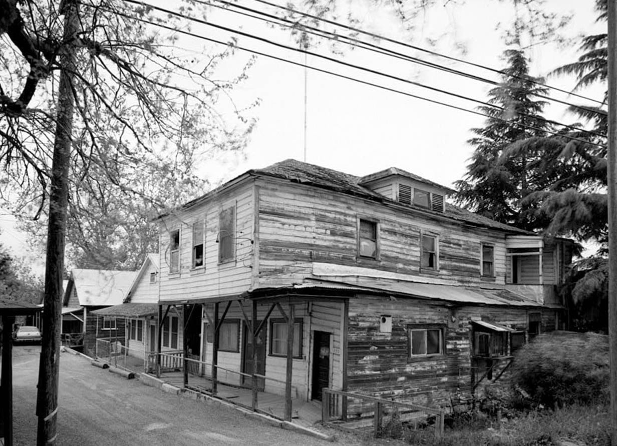 Historic Photo : Town of Locke, Residential Building, River & Levee Roads, Locke, Sacramento County, CA 3 Photograph