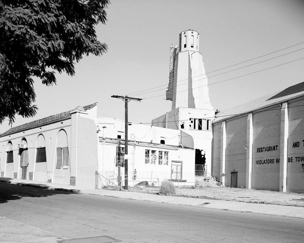 Historic Photo : Whittier Theatre, 11602-11612 East Whittier Boulevard, Whittier, Los Angeles County, CA 8 Photograph