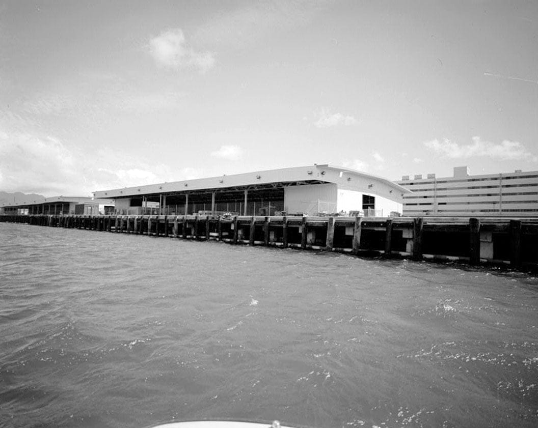 Historic Photo : U.S. Naval Base, Pearl Harbor, Kilo Wharves K10 &K11, West of Neosho Avenue, parallel to & North of Astoria Avenue, Pearl City, Honolulu County, HI 1 Photograph