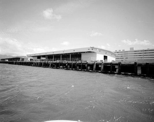 Historic Photo : U.S. Naval Base, Pearl Harbor, Kilo Wharves K10 &K11, West of Neosho Avenue, parallel to & North of Astoria Avenue, Pearl City, Honolulu County, HI 1 Photograph