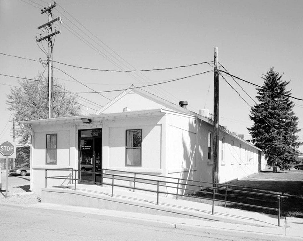 Historic Photo : Fitzsimons General Hospital, Female Dormitory, Southeast Corner of West McCloskey Avenue & North Seventh Street, Aurora, Adams County, CO 1 Photograph
