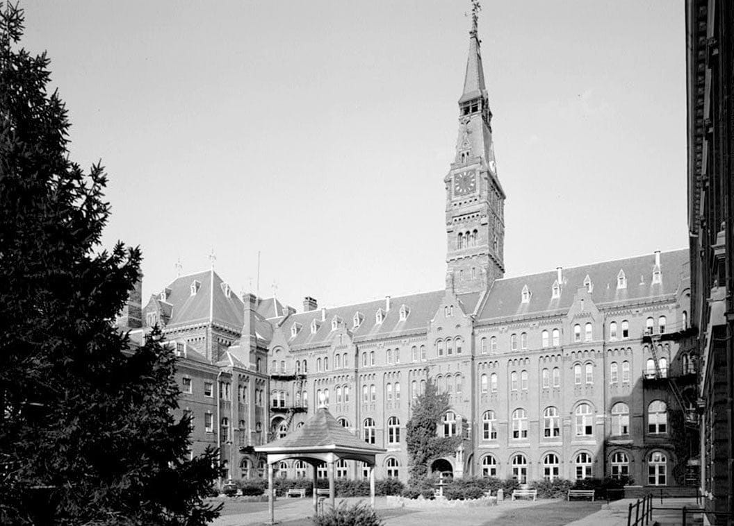 Historic Photo : Georgetown University, Healy Building, Thirty-seventh & O Streets, Northwest, Washington, District of Columbia, DC 6 Photograph