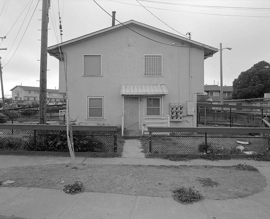 Historic Photo : Easter Hill Village, Building No. 34, East side of Corto Square, Richmond, Contra Costa County, CA 5 Photograph