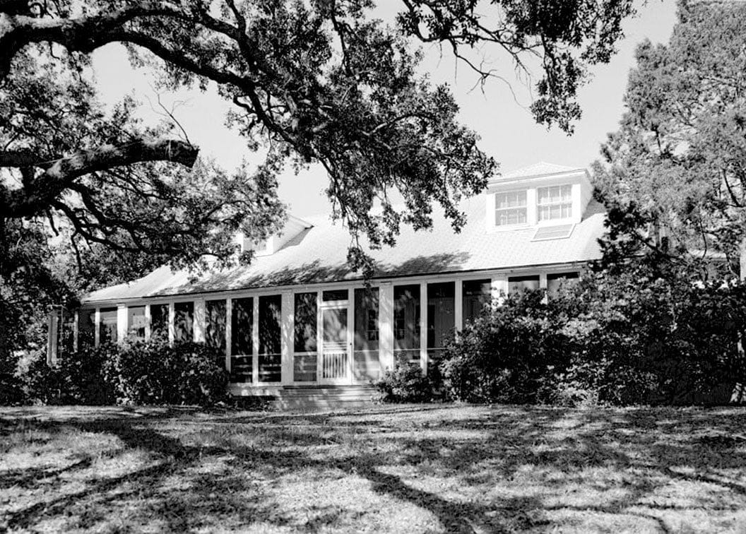 Historic Photo : U.S. Naval Air Station, Senior Officers' Quarters, Pensacola, Escambia County, FL 1 Photograph
