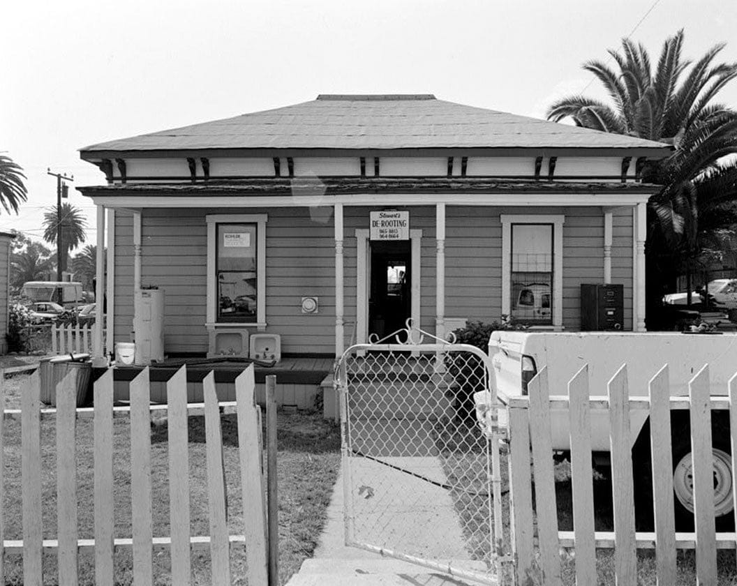 Historic Photo : T.J. Young Cottage, 208 Palm Avenue, Santa Barbara, Santa Barbara County, CA 2 Photograph