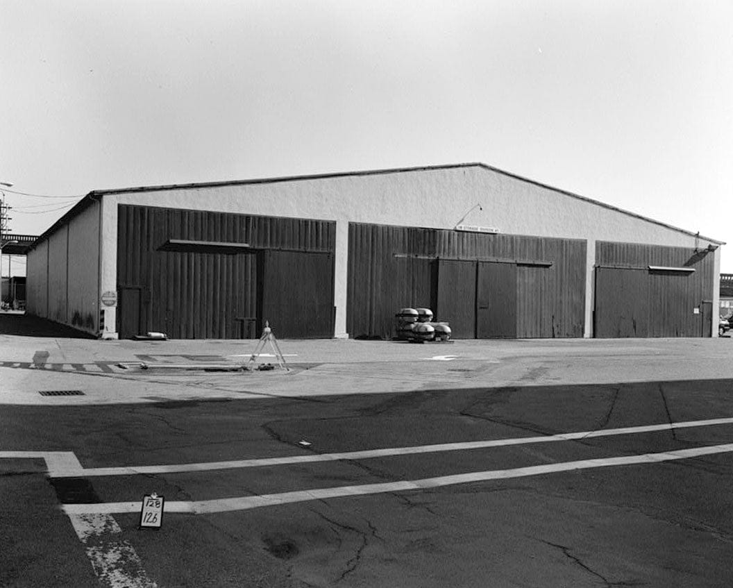 Historic Photo : Oakland Naval Supply Center, Warehouse, North of A Street, between Fourth & Maritime Streets, Oakland, Alameda County, CA 3 Photograph