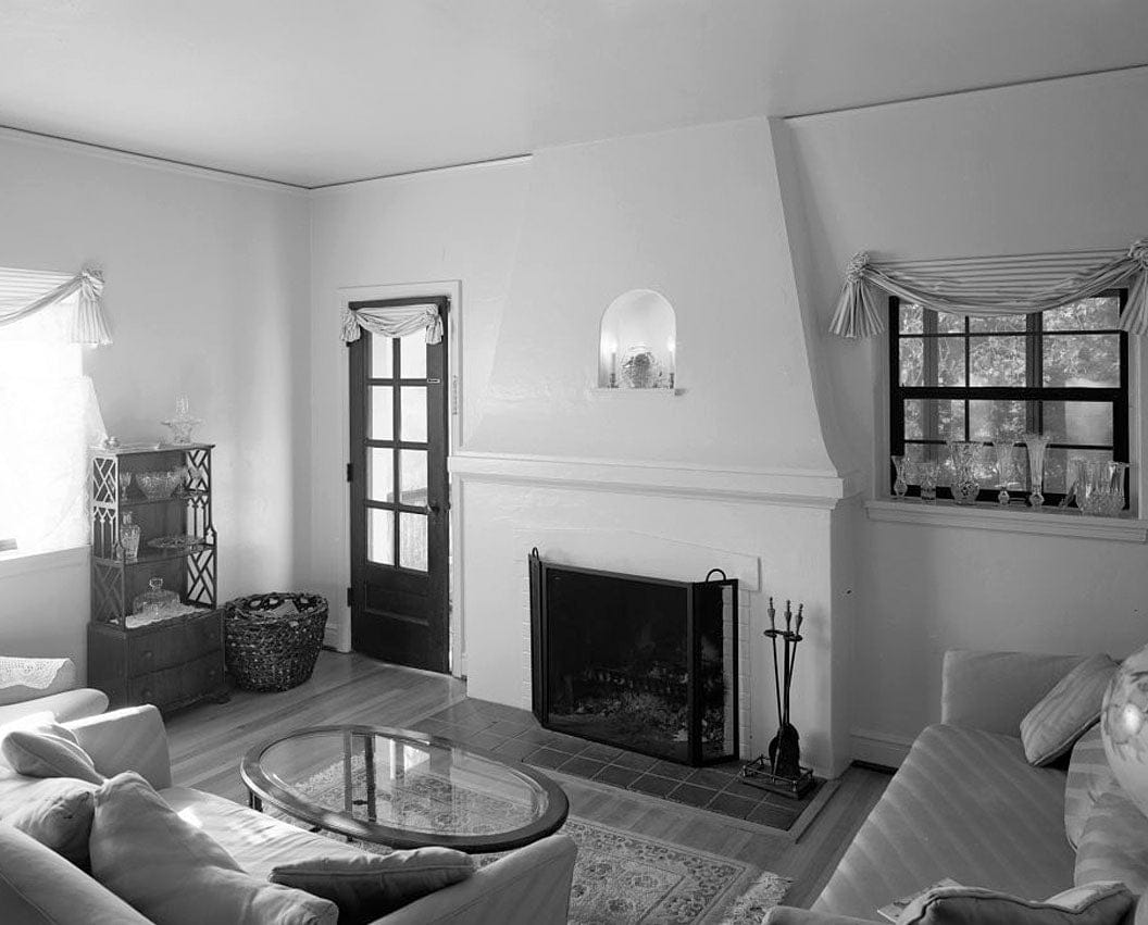 Historic Photo : Hamilton Field, Company Officers' Quarters Type D, South Oakwood Drive & Las Lomas Drive, Novato, Marin County, CA 2 Photograph