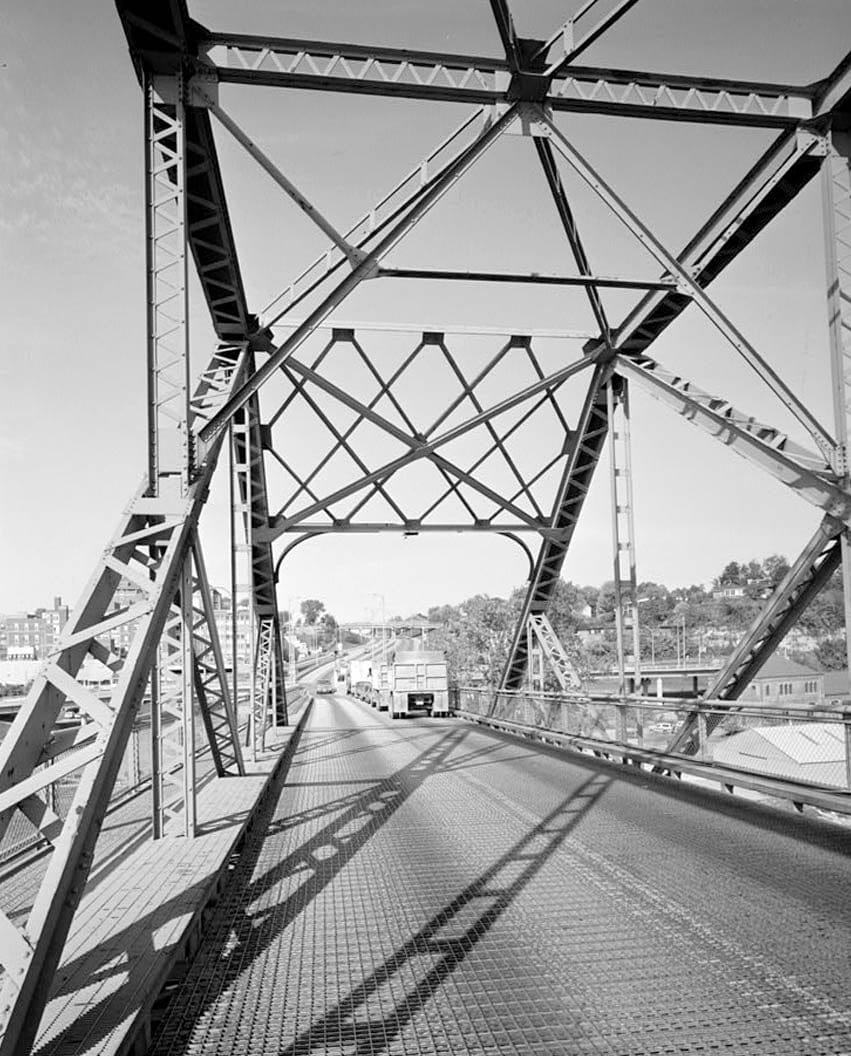 Historic Photo : MacArthur Bridge, Spanning Mississippi River on Highway 34 between IA & IL, Burlington, Des Moines County, IA 31 Photograph