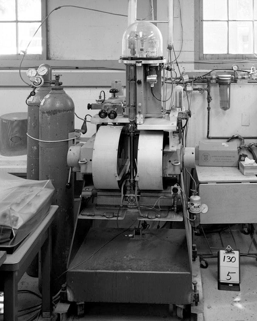 Historic Photo : U.S. Geological Survey, Rock Magnetics Laboratory, 345 Middlefield Road, Menlo Park, San Mateo County, CA 9 Photograph