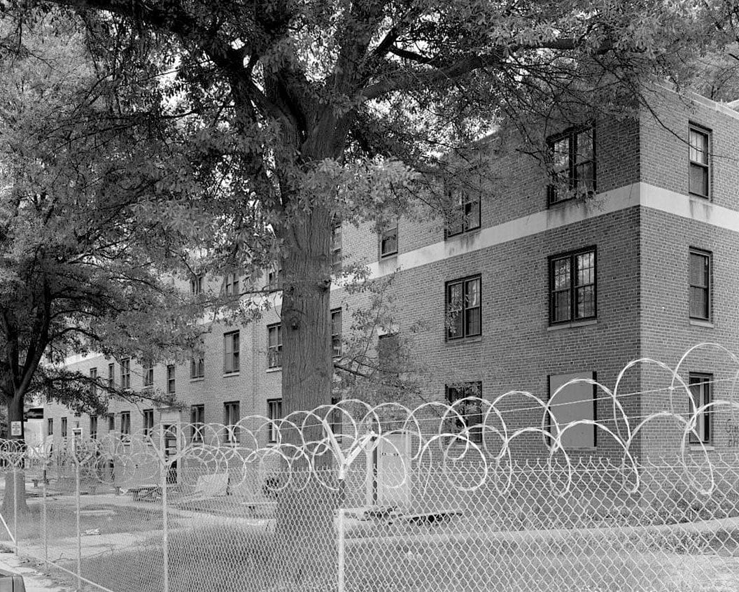 Historic Photo : Techwood Homes, Building No. 4, 489-499 Techwood Drive & 115-119 Pine Street, Atlanta, Fulton County, GA 6 Photograph