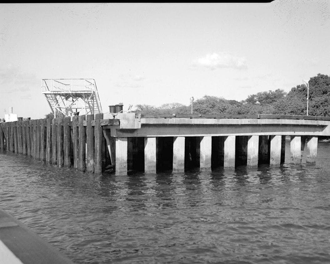 Historic Photo : U.S. Naval Base, Pearl Harbor, Berthing Wharf S378, Beckoning Point, Southeast of Cowpens Street, Ford Island, Pearl City, Honolulu County, HI 1 Photograph