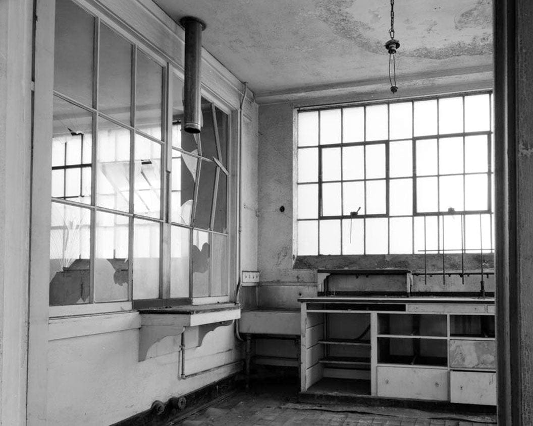 Historic Photo : Savage Tire Factory, Office Building, 2301 Main Street, San Diego, San Diego County, CA 2 Photograph