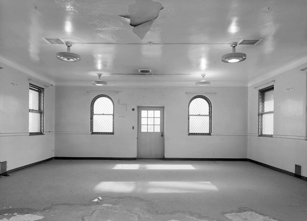 Historic Photo : Agnews State Hospital, Women's Quiet & Medium Building, Between North Circle Drive & Parkway South, Santa Clara, Santa Clara County, CA 2 Photograph