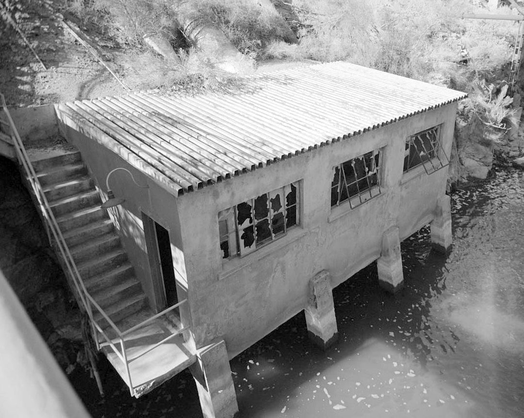Historic Photo : Crosscut Steam Plant, Ancillary Hydro Unit, North side Salt River near Mill Avenue & Washington Street, Tempe, Maricopa County, AZ 1 Photograph