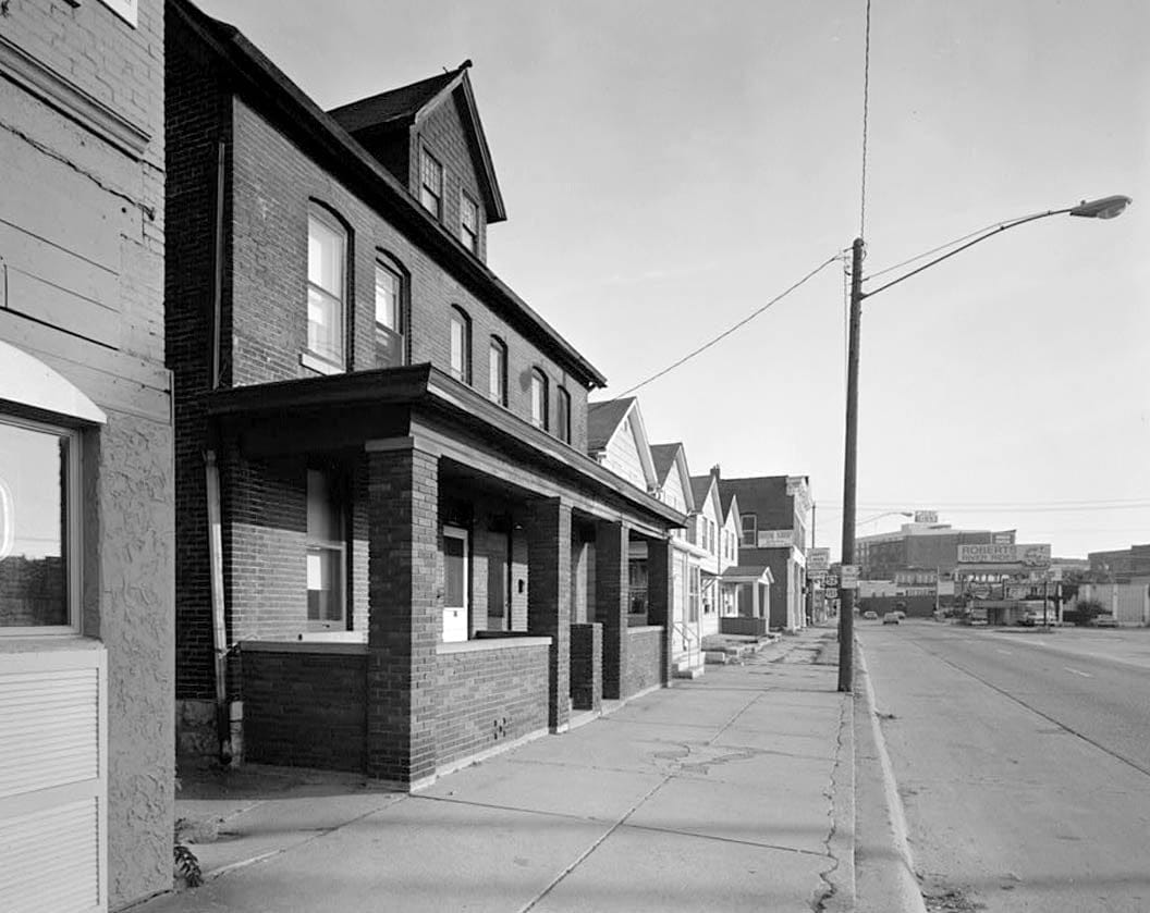 Historic Photo : Workingmen's Houses, Locust, South Locust & Dodge Streets & Southern Avenue, Dubuque, Dubuque County, IA 6 Photograph