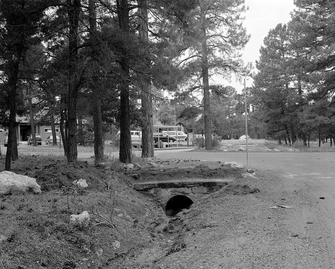 Grand Canyon National Park Roads, Village Loop Headwall No. 1, Southeast corner of intersection of Village Loop Drive and Center Road, Grand Canyon Village, Coconino County, AZ 1