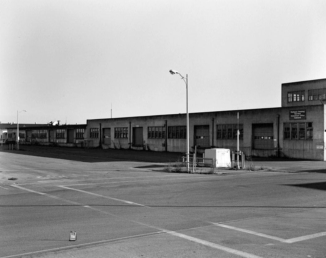 Historic Photo : Oakland Naval Supply Center, Coffee Roasting Plant, East of Fourth Street, between J & K, Oakland, Alameda County, CA 2 Photograph