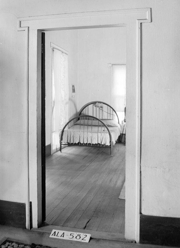 Historic Photo : Meadows House, 342 North College Street, Auburn, Lee County, AL 3 Photograph
