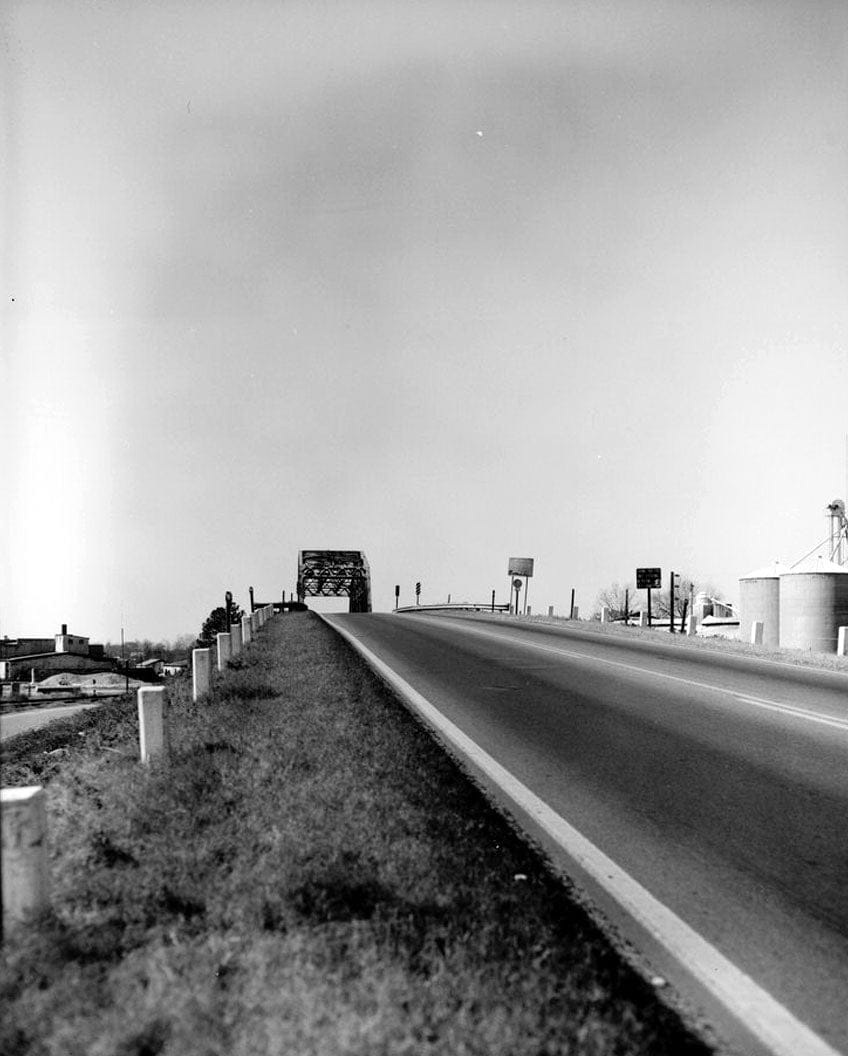 Historic Photo : Tifton Bridge, U.S. Route 82/State Route 50 over Seaboard Coastline Railroad, Tifton, Tift County, GA 1 Photograph