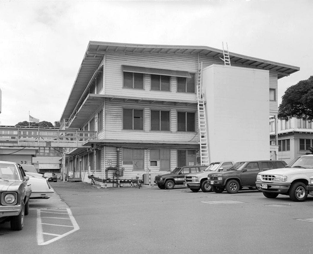 Historic Photo : U.S. Naval Base, Pearl Harbor, Administration Office, Avenue E between Seventh & Eighth Streets, Pearl City, Honolulu County, HI 2 Photograph
