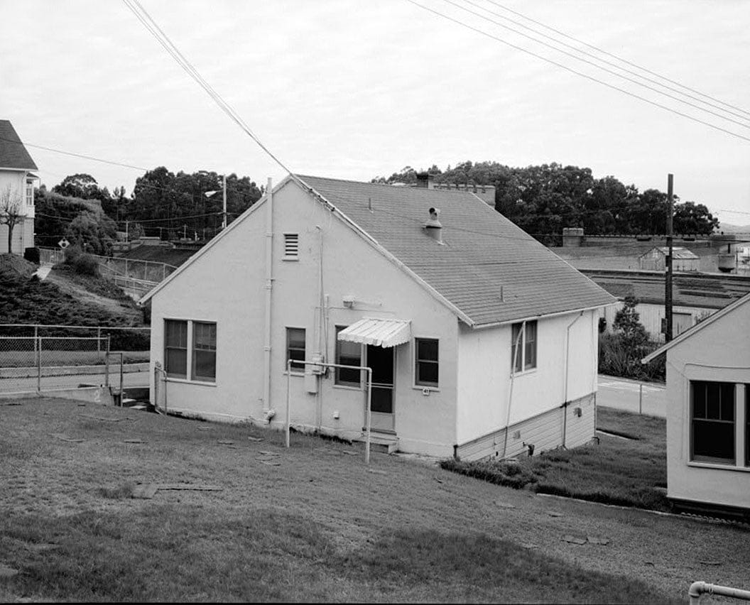 Historic Photo : Winehaven, Two-Bedroom Cottage, Point Molate Naval Fuel Depot, Richmond, Contra Costa County, CA 4 Photograph