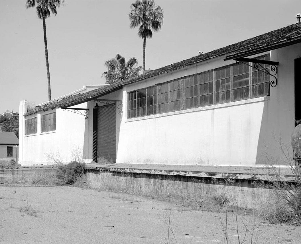 Historic Photo : Hamilton Field, Warehouse Type D, East of Nave Drive, Novato, Marin County, CA 4 Photograph