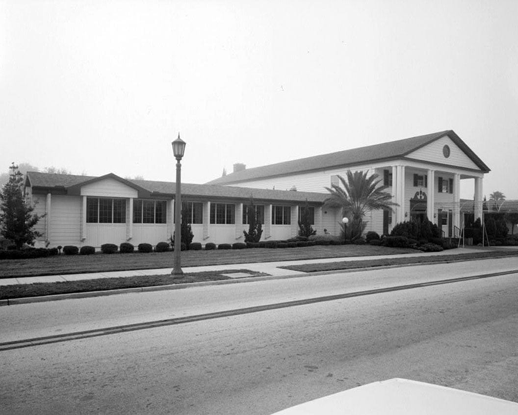 Historic Photo : MacDill Air Force Base, Mess Hall, 2106 Florida Keys Avenue, Tampa, Hillsborough County, FL 1 Photograph