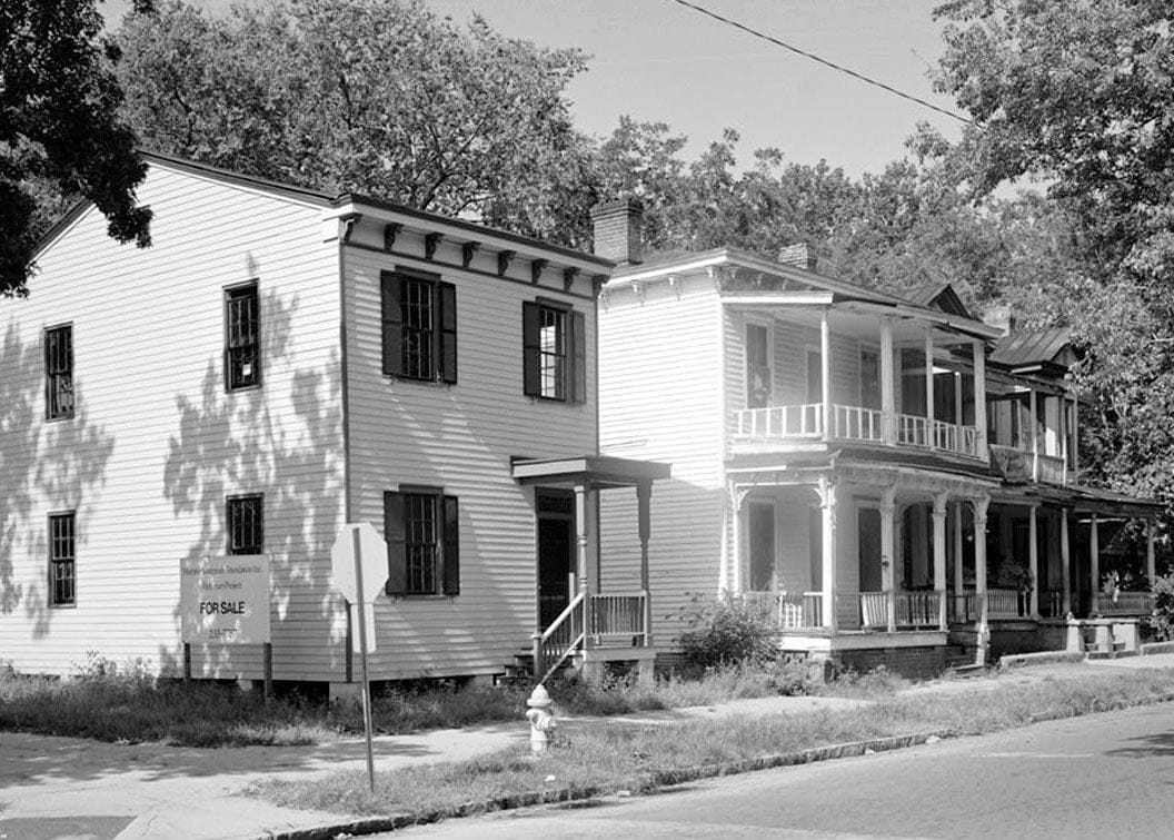 Historic Photo : Savannah Victorian Historic District, Bounded by Gwinnett, East Broad, West Broad Street & Anderson Lane, Savannah, Chatham County, GA 6 Photograph
