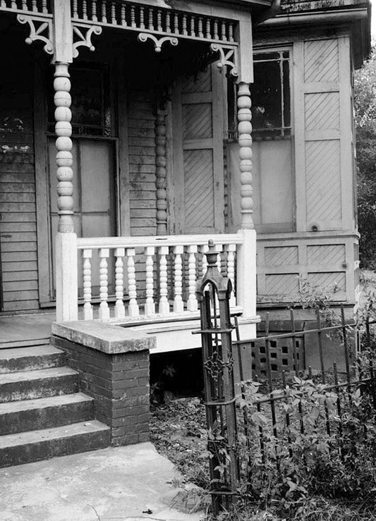 Historic Photo : Savannah Victorian Historic District, Bounded by Gwinnett, East Broad, West Broad Street & Anderson Lane, Savannah, Chatham County, GA 54 Photograph