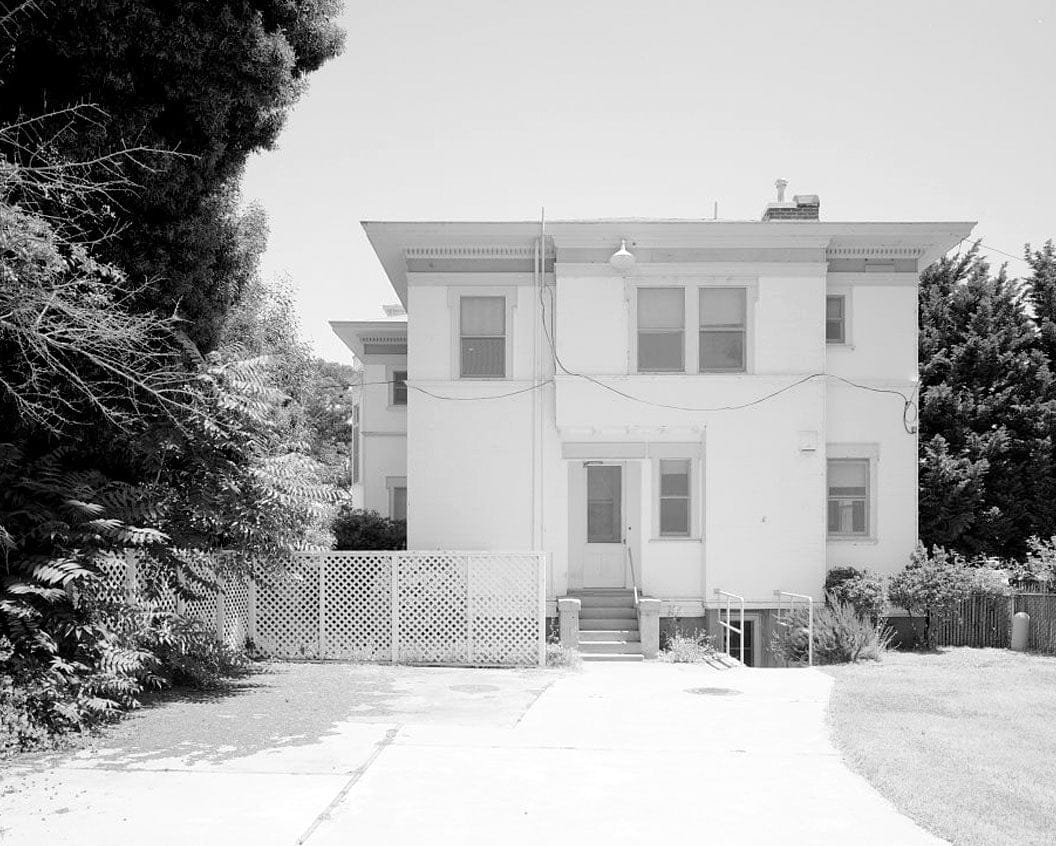 Historic Photo : Mare Island Naval Shipyard, Quarters M, Walnut Avenue, west side between Fifth & Seventh Streets, Vallejo, Solano County, CA 4 Photograph