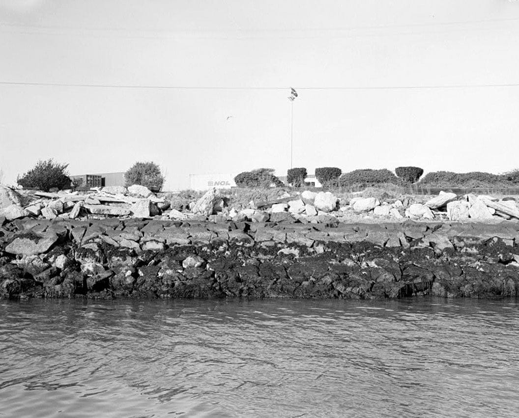 Historic Photo : Oakland Harbor Training Walls, Mouth of Federal Channel to Inner Harbor, Oakland, Alameda County, CA 5 Photograph