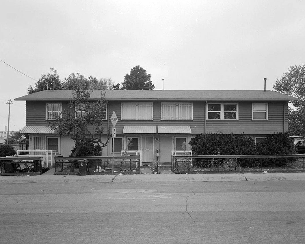 Historic Photo : Easter Hill Village, Building No. 15, Southwest corner of Hinkley Avenue & South Twenty-Eighth Street, Richmond, Contra Costa County, CA 2 Photograph
