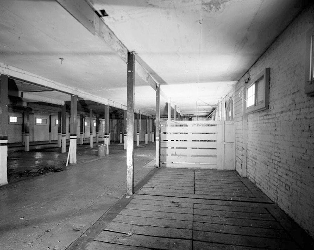 Historic Photo : Presidio of San Francisco, Cavalry Stables, Cowles Street, between Lincoln Boulevard & McDowell Street, San Francisco, San Francisco County, CA 8 Photograph