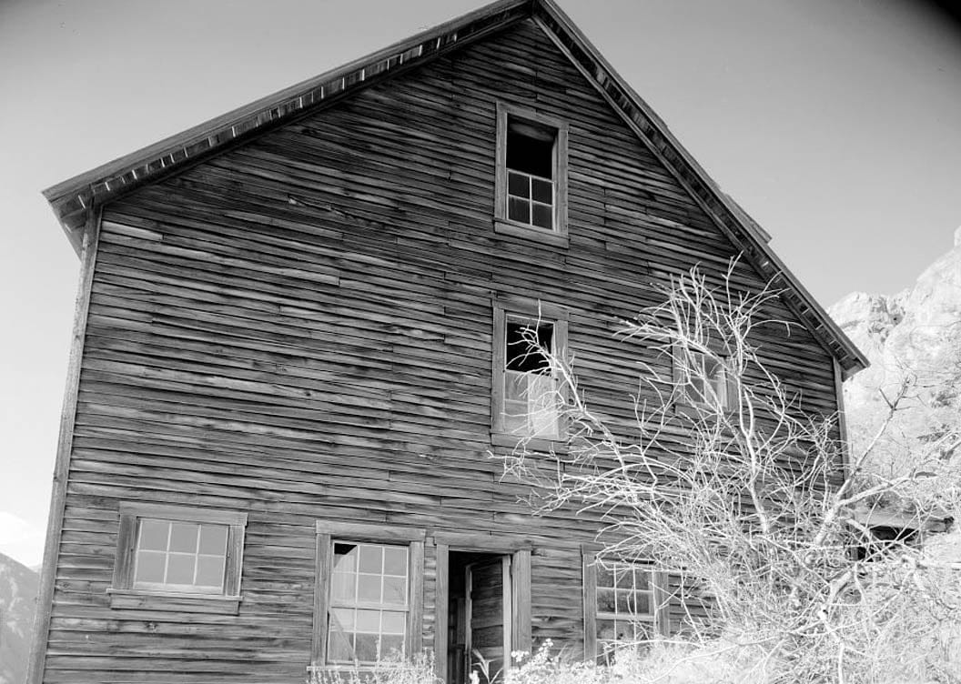 Historic Photo : Green Butte Copper Company, Bunkhouse (Upper camp), McCarthy Creek 12 miles Northeast of McCarthy, McCarthy, Valdez-Cordova Census Area, AK 1 Photograph