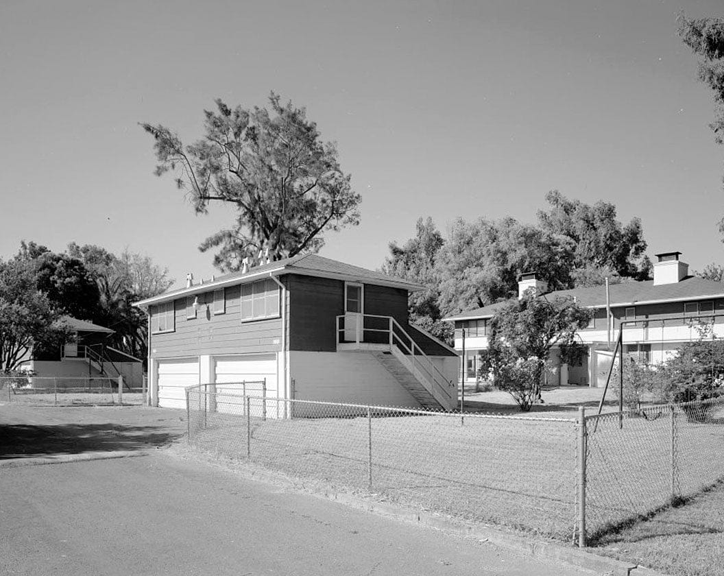 Mare Island Naval Shipyard, Quarters 17-18 Garage & Servants Quarters, Cedar Avenue, east side between Ninth & Tenth Streets, Vallejo, Solano County, CA 1