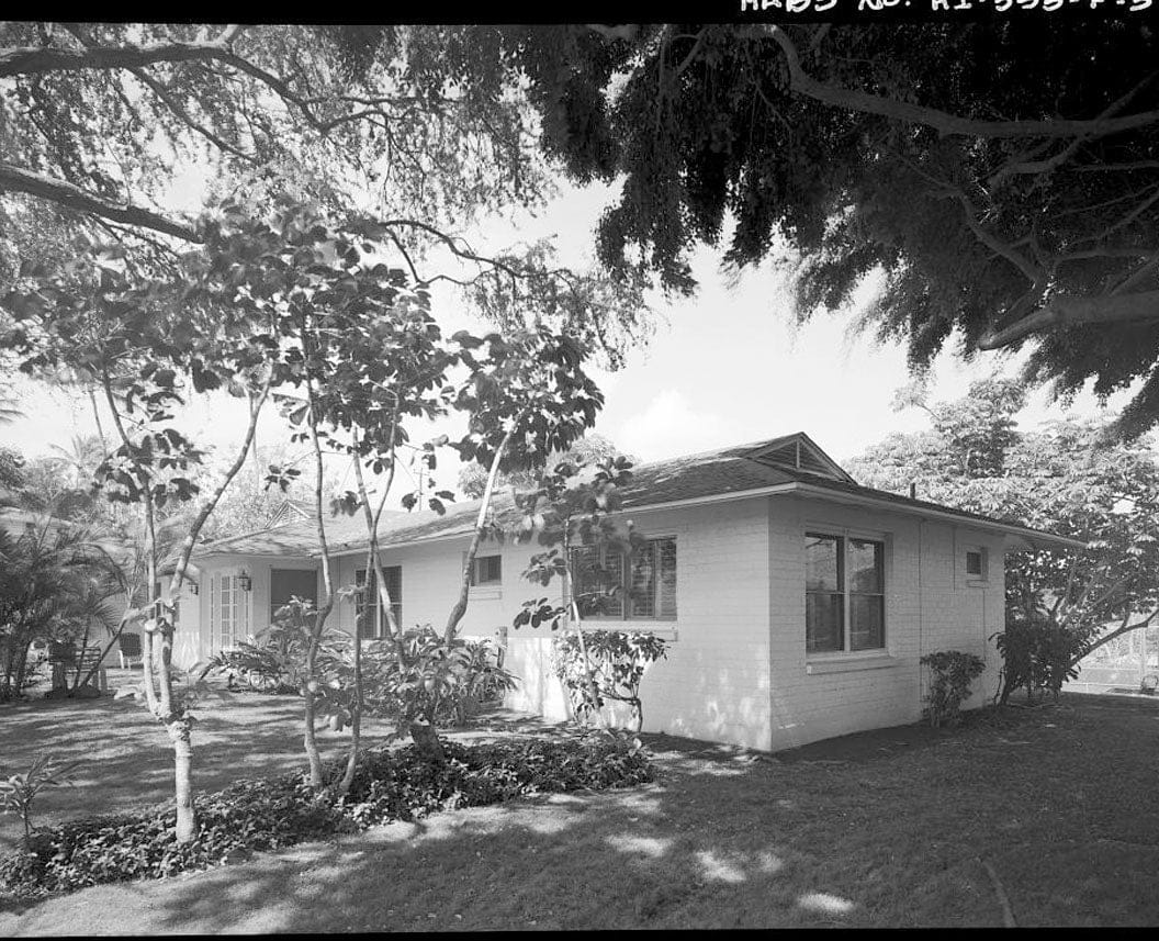 Historic Photo : U.S. Naval Base, Pearl Harbor, Naval Housing Area Makalapa, Staff Officers' Mess, 41 Makalapa Drive, Pearl City, Honolulu County, HI 1 Photograph