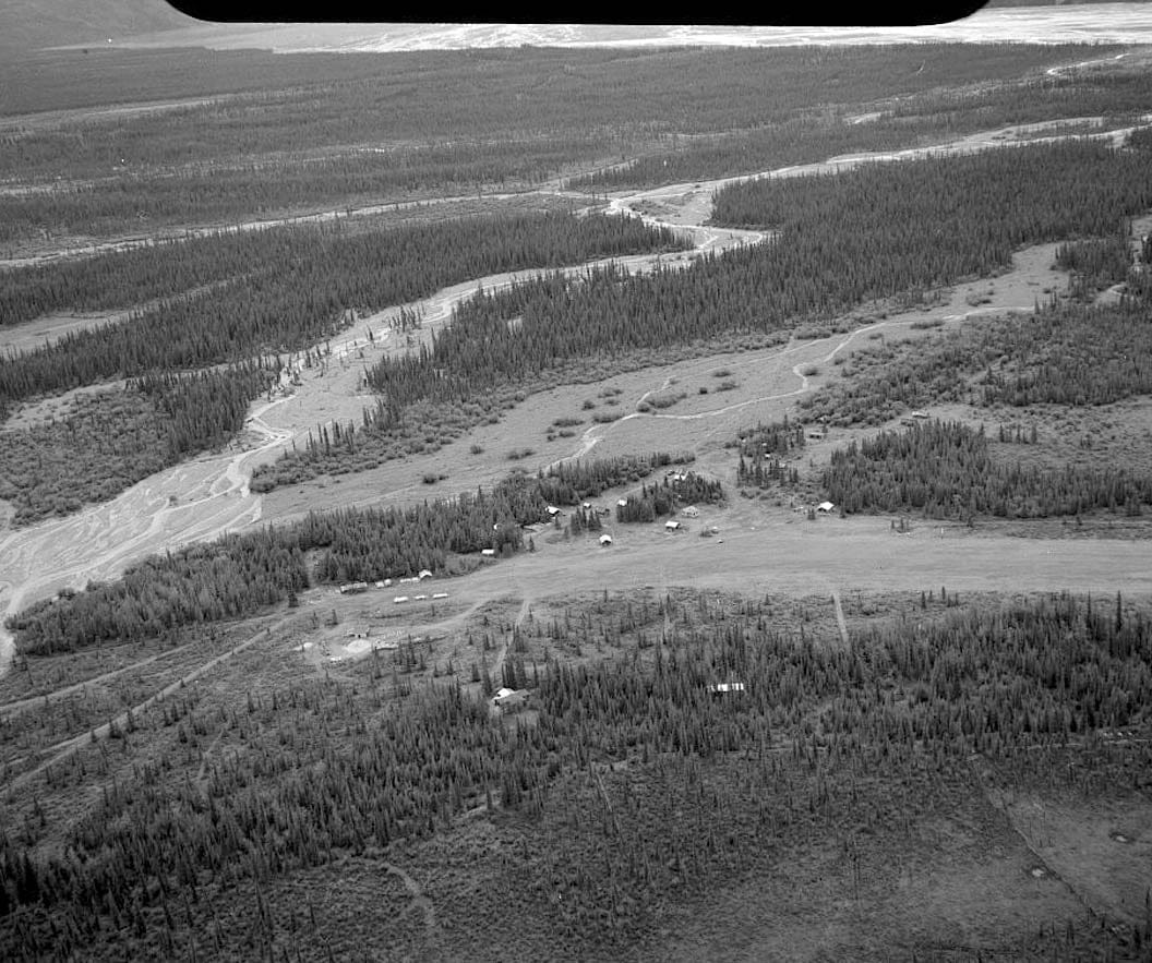 Historic Photo : Town of Chisana, Chisana, Valdez-Cordova Census Area, AK 2 Photograph